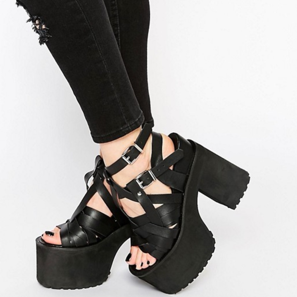 Unif Jillian Platform